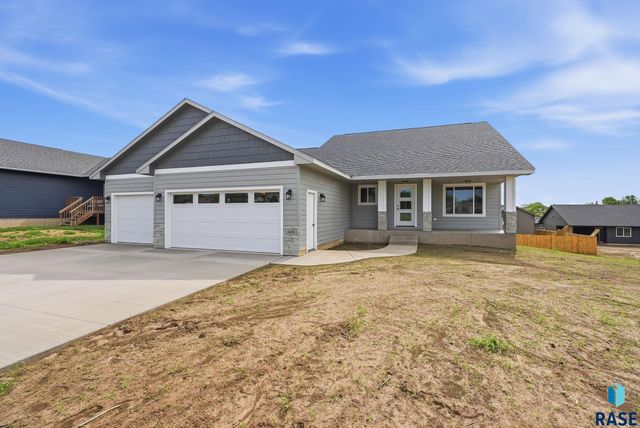 608 N Yankee Ave Avenue, Sioux Falls, SD 57110