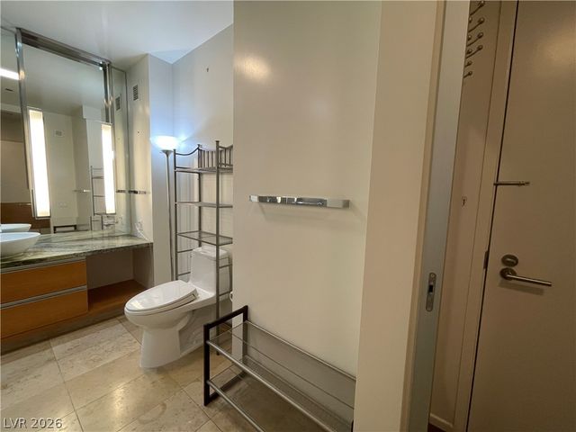 3722 Las Vegas Boulevard 1605, Las Vegas, NV 89158