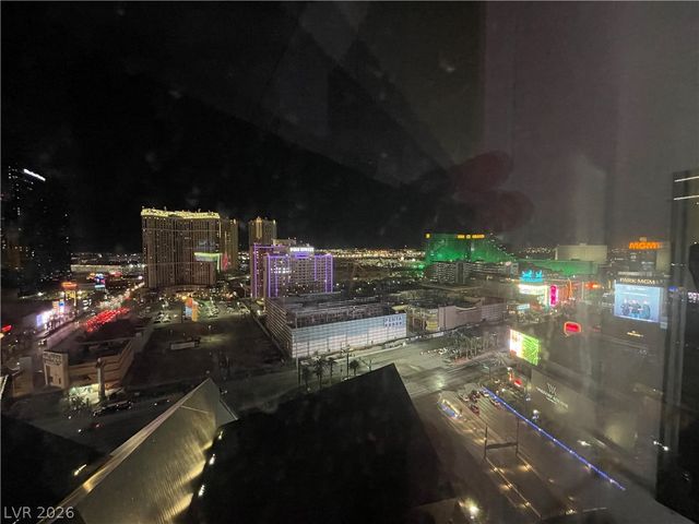 3722 Las Vegas Boulevard 1605, Las Vegas, NV 89158