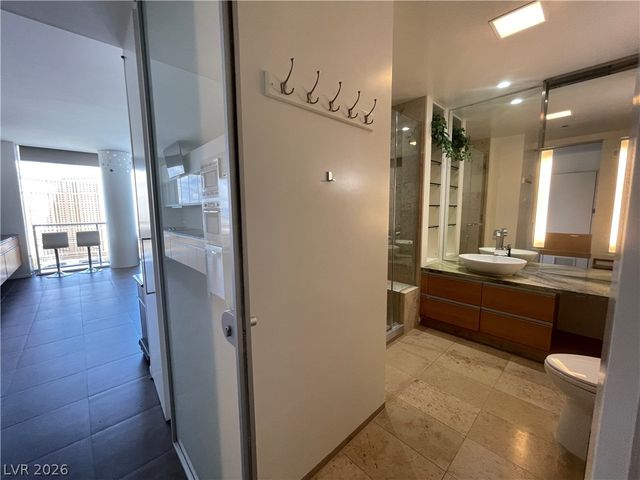 3722 Las Vegas Boulevard 1605, Las Vegas, NV 89158