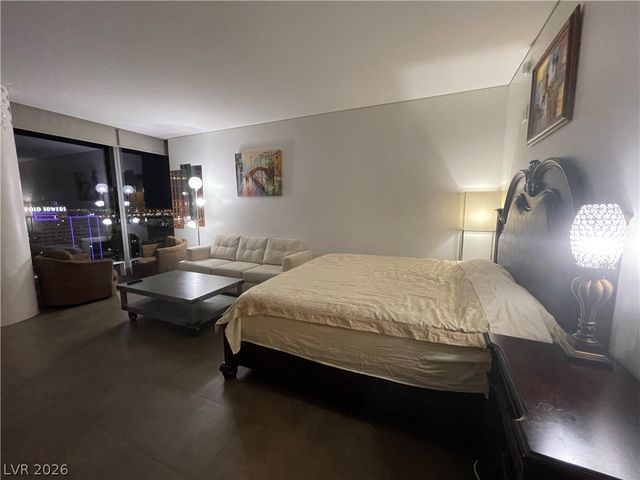 3722 Las Vegas Boulevard 1605, Las Vegas, NV 89158