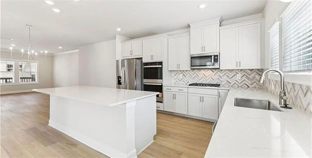 403 Elise Way, Lawrenceville, GA 30045