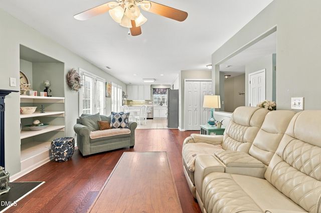 1323 Pebble Creek Crossing 81, Durham, NC 27713