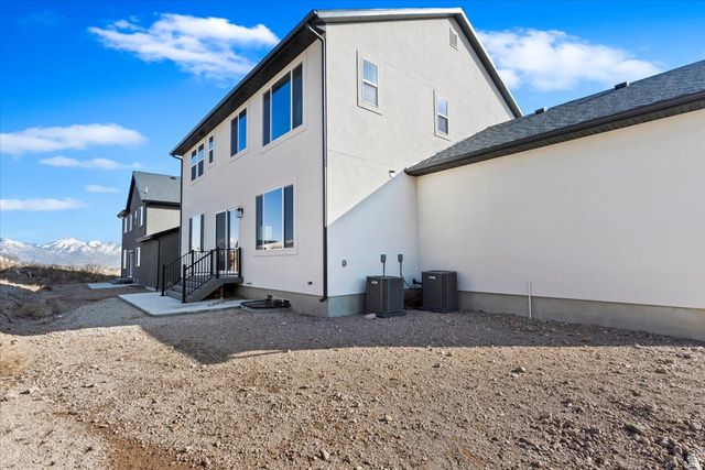 7146 W BLUE BISON LN, Herriman, UT 84096