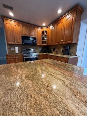 1450 NW 129th Ave, Sunrise, FL 33323