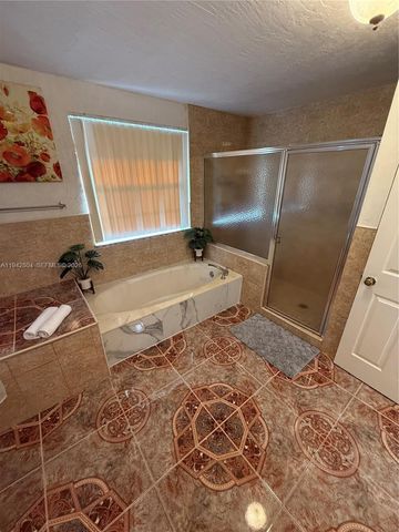 1450 NW 129th Ave, Sunrise, FL 33323