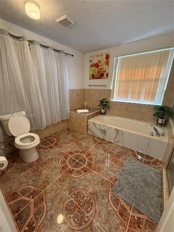 1450 NW 129th Ave, Sunrise, FL 33323