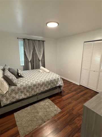 1450 NW 129th Ave, Sunrise, FL 33323