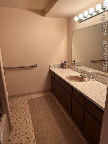 29531 N Seaway Court, Harrison Twp, MI 48045