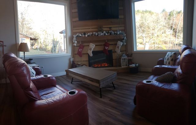 Lot 10 Bend Of The River Road, Hiawassee, GA 30546