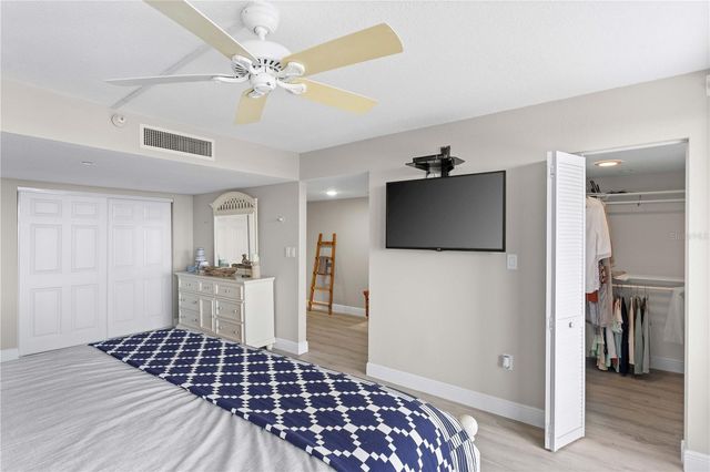 1250 GULF BOULEVARD 302, Clearwater Beach, FL 33767