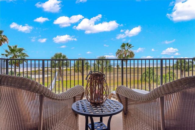 1250 GULF BOULEVARD 302, Clearwater Beach, FL 33767