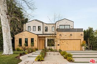 11937 Addison Street, Valley Village, CA 91607