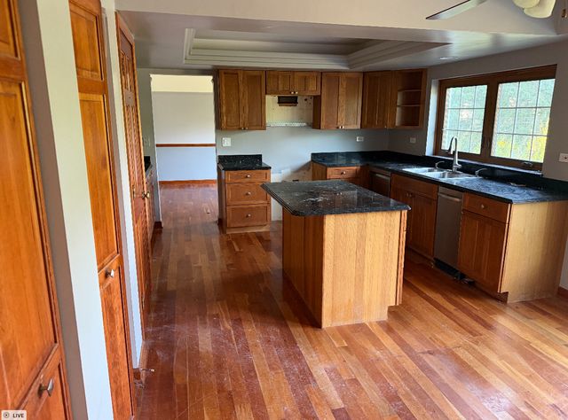 617 Arlington Parkway, Sleepy Hollow, IL 60118