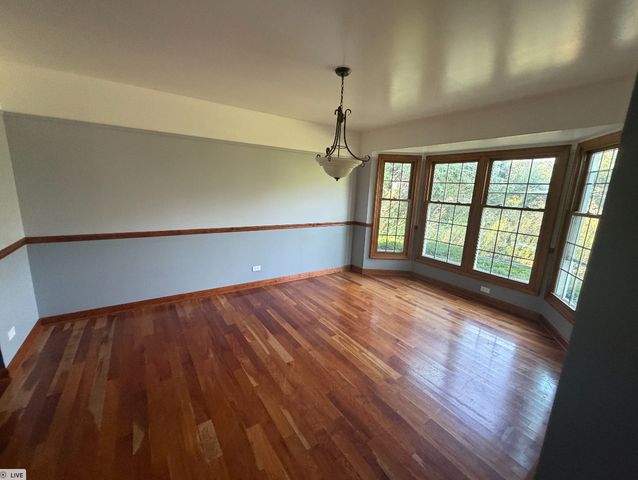 617 Arlington Parkway, Sleepy Hollow, IL 60118