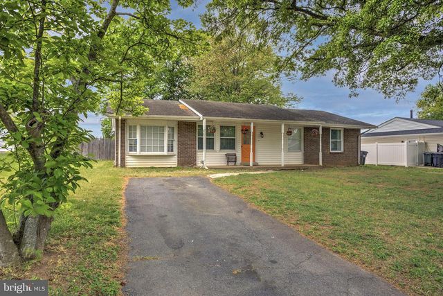 402 WILLIAMSBURG RD, Sterling, VA 20164