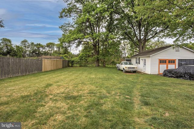 402 WILLIAMSBURG RD, Sterling, VA 20164
