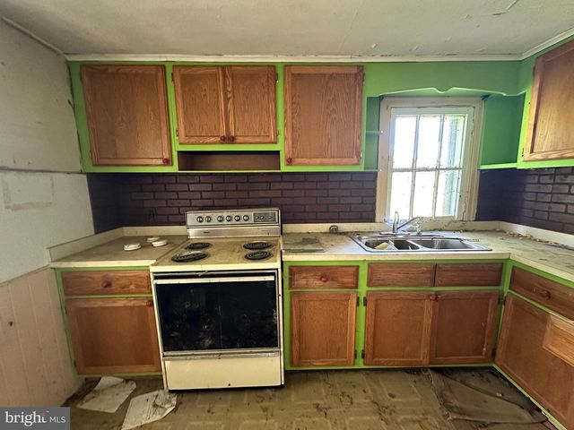 12007 WHITE HALL RD, Chewsville, MD 21721