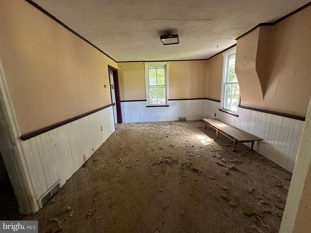 12007 WHITE HALL RD, Chewsville, MD 21721