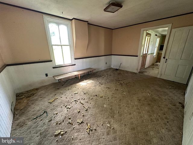 12007 WHITE HALL RD, Chewsville, MD 21721
