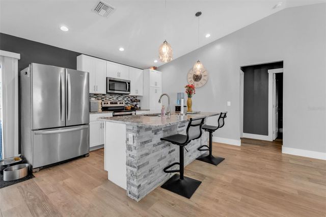 410 GARFIELD AVENUE NW, Port Charlotte, FL 33952