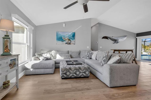 410 GARFIELD AVENUE NW, Port Charlotte, FL 33952