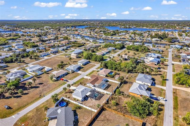 410 GARFIELD AVENUE NW, Port Charlotte, FL 33952