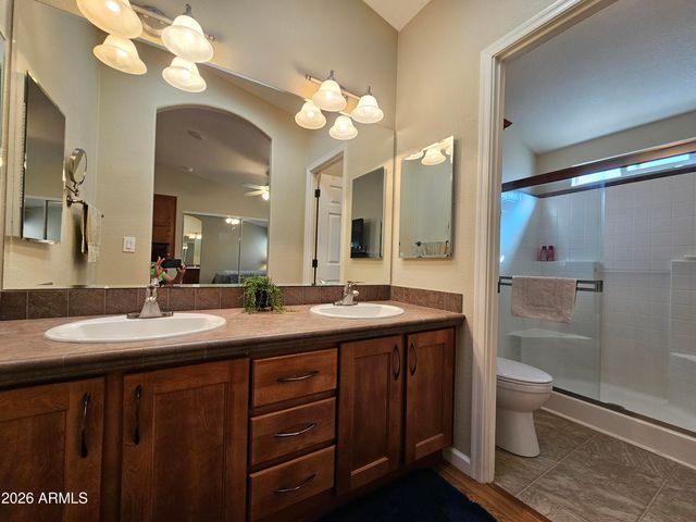 650 N Hawes Road -- 4520, Mesa, AZ 85207