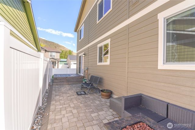 410 Riverside Meadow, Cashmere, WA 98815