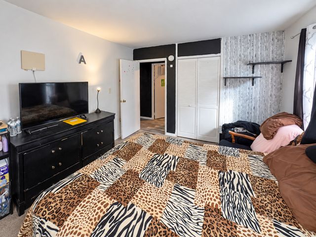 2012 218th Place, Sauk Village, IL 60411
