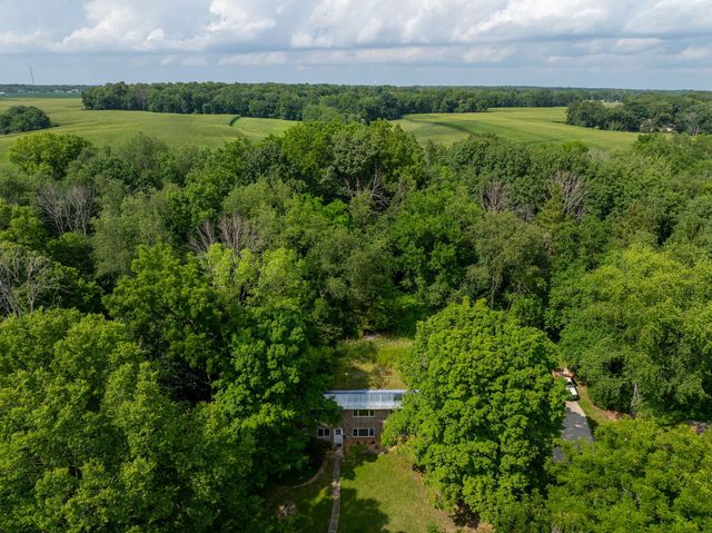 3312 187th Street Court, East Moline, IL 61244