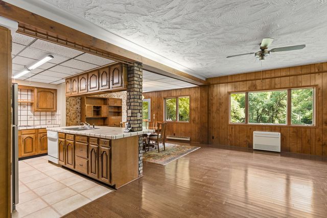 3312 187th Street Court, East Moline, IL 61244