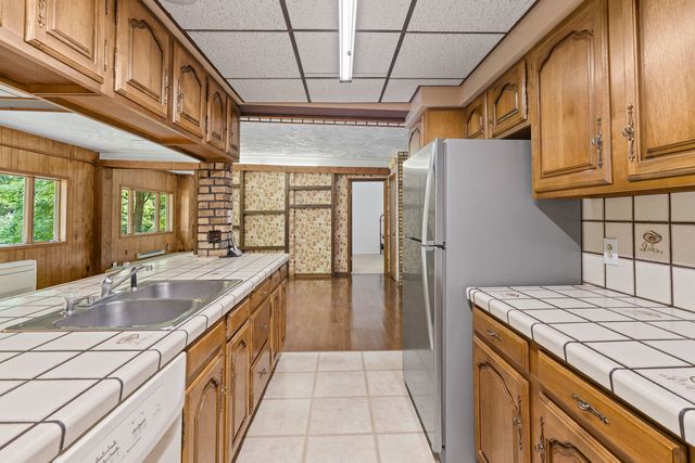 3312 187th Street Court, East Moline, IL 61244