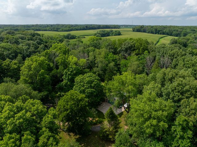3312 187th Street Court, East Moline, IL 61244