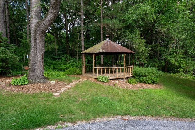 3312 187th Street Court, East Moline, IL 61244