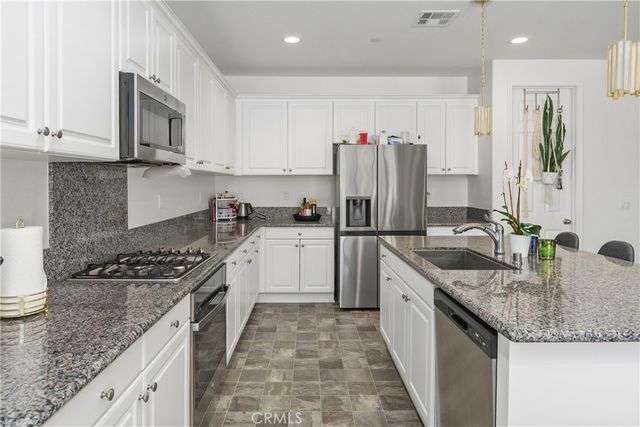 32690 Ascot Hill Circle, Wildomar, CA 92595