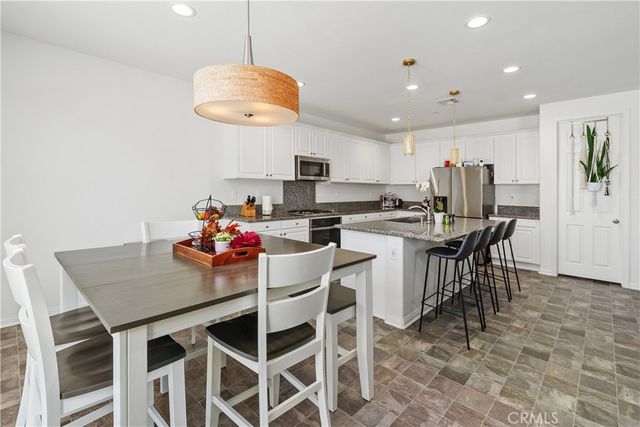 32690 Ascot Hill Circle, Wildomar, CA 92595
