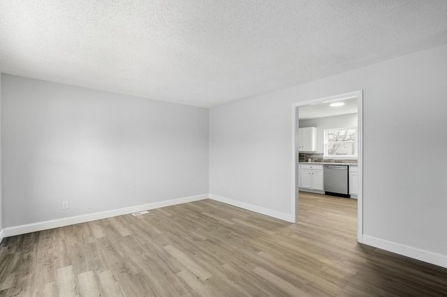 3130 S Richmond, Wichita, KS 67217