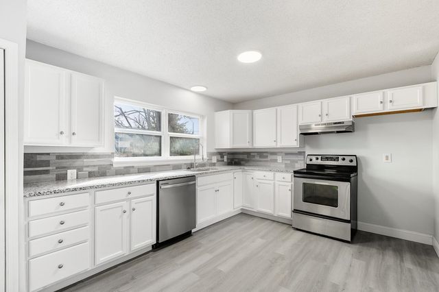 3130 S Richmond, Wichita, KS 67217