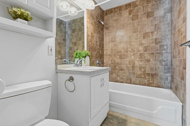 24 Kenmar Drive 239, Billerica, MA 01821