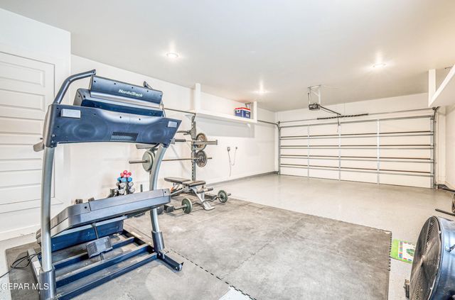 5620 RIVER RUN Street, El Paso, TX 79932