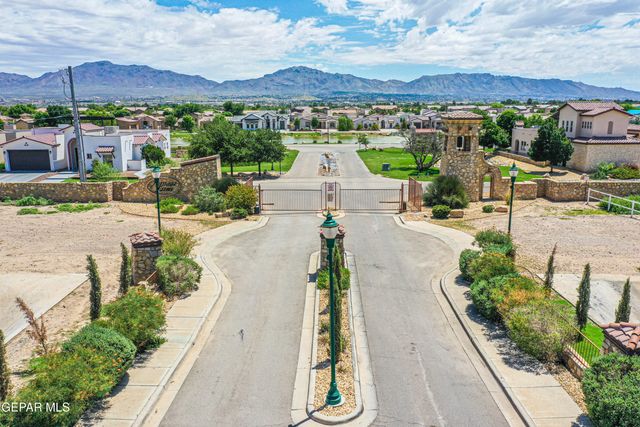5620 RIVER RUN Street, El Paso, TX 79932