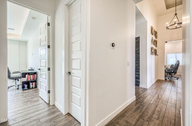 5620 RIVER RUN Street, El Paso, TX 79932