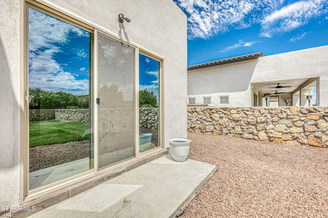 5620 RIVER RUN Street, El Paso, TX 79932