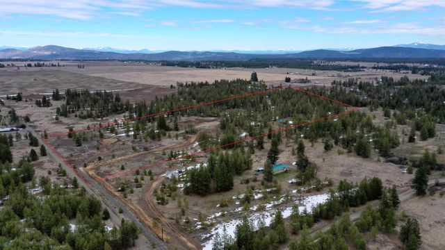 18324 W Burnett Rd, Nine Mile Falls, WA 99026