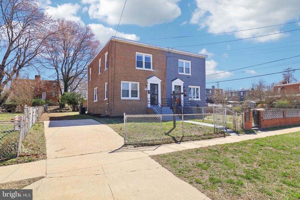 1159 BOOKER DRIVE, Capitol Heights, MD 20743