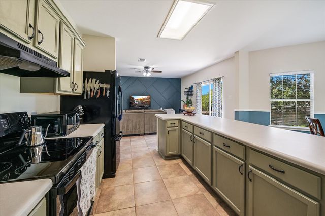 11201 Blairview LN, Austin, TX 78748