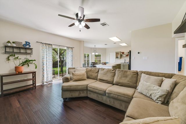 11201 Blairview LN, Austin, TX 78748