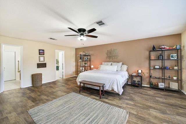11201 Blairview LN, Austin, TX 78748
