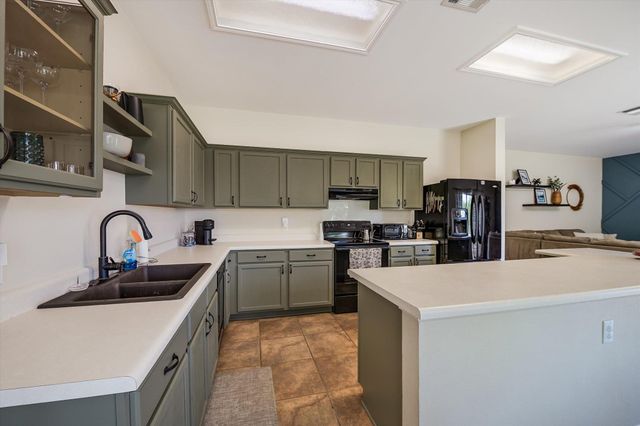 11201 Blairview LN, Austin, TX 78748